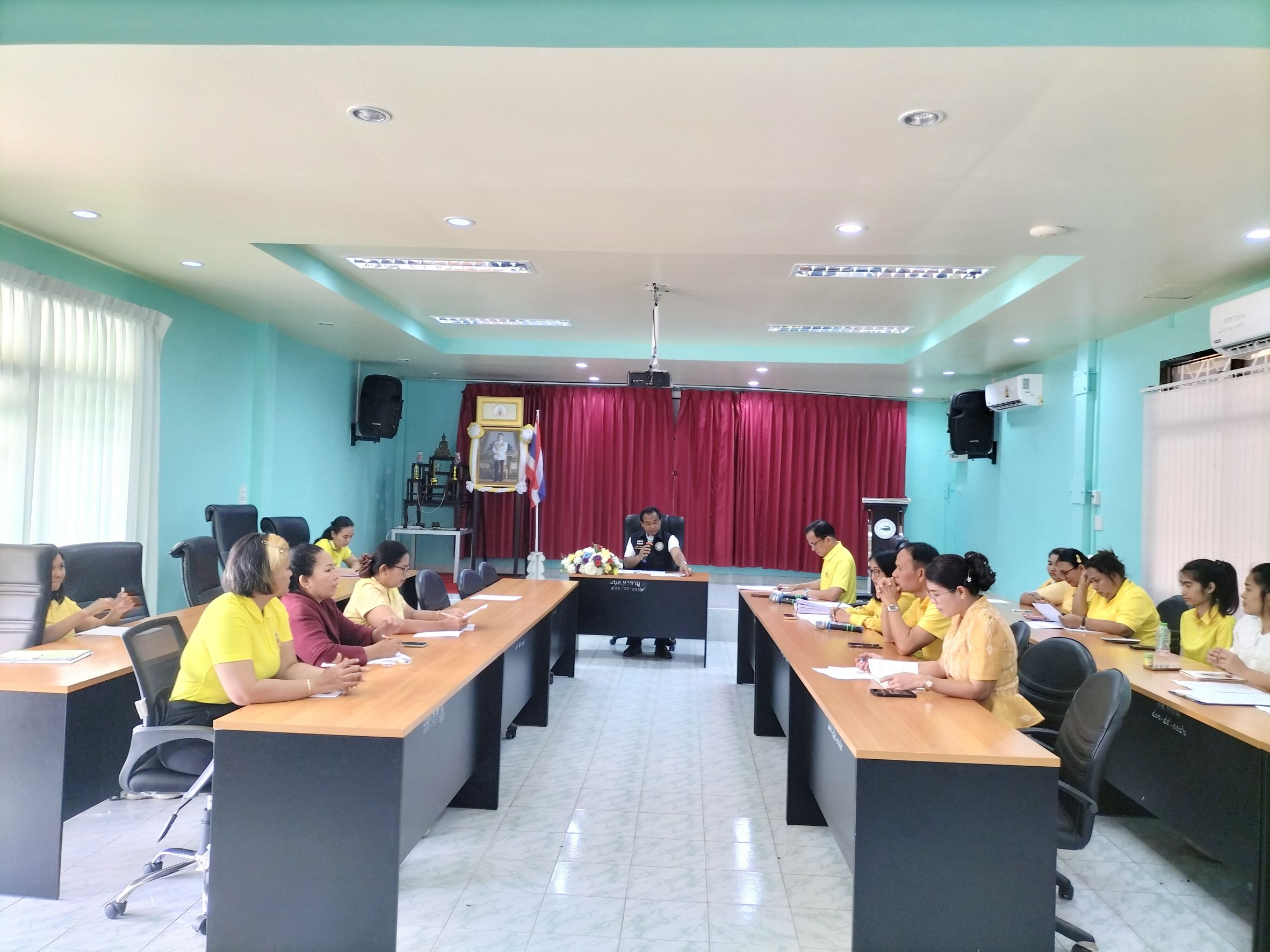 วันจันทร์ ที่ 13 พฤษภาคม 2567
องค์การบริหารส่วนตำบลท่าข้าม ได้มีการประชุมข้าราชการ และพนักงานทุกท่าน ประจำเดือน พฤษภาคม  2567 
ณ ห้องประชุมองค์การบริหารส่วนตำบลท่าข้าม