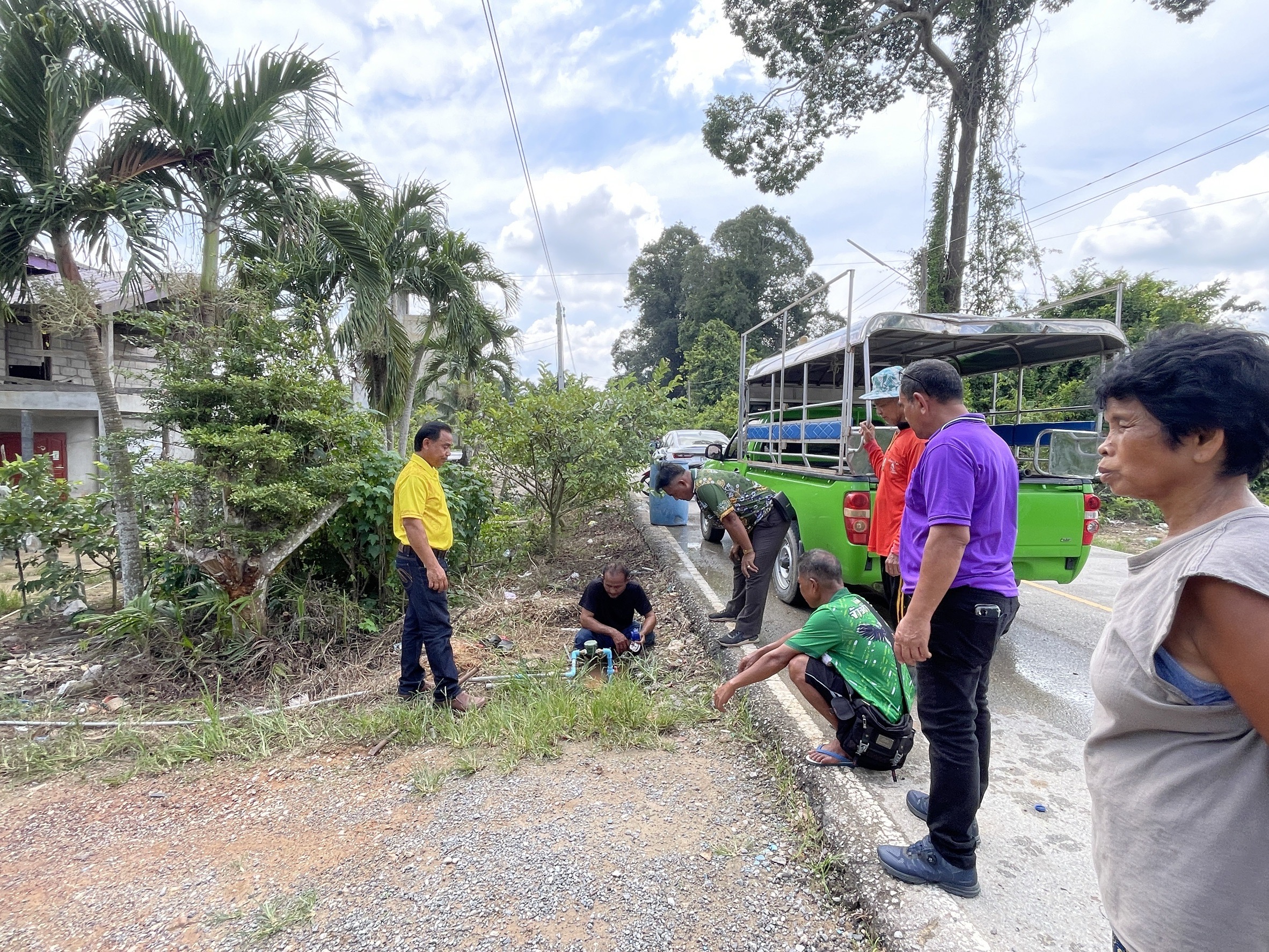 วันที่  2  สิงหาคม  2567
นายอมฤต นิจอาคม นายกองค์การบริหารส่วนตำบลท่าข้าม พร้อมด้วยกองช่าง องค์การบริหารส่วนตำบลท่าข้าม ดำเนินการตรวจสอบและซ่อมแซมระบบประปาหมู่หมู่บ้าน  ที่ 6  ตำบลท่าข้าม อำเภอพุนพิน จังหวัดสุราษฎร์ธานี