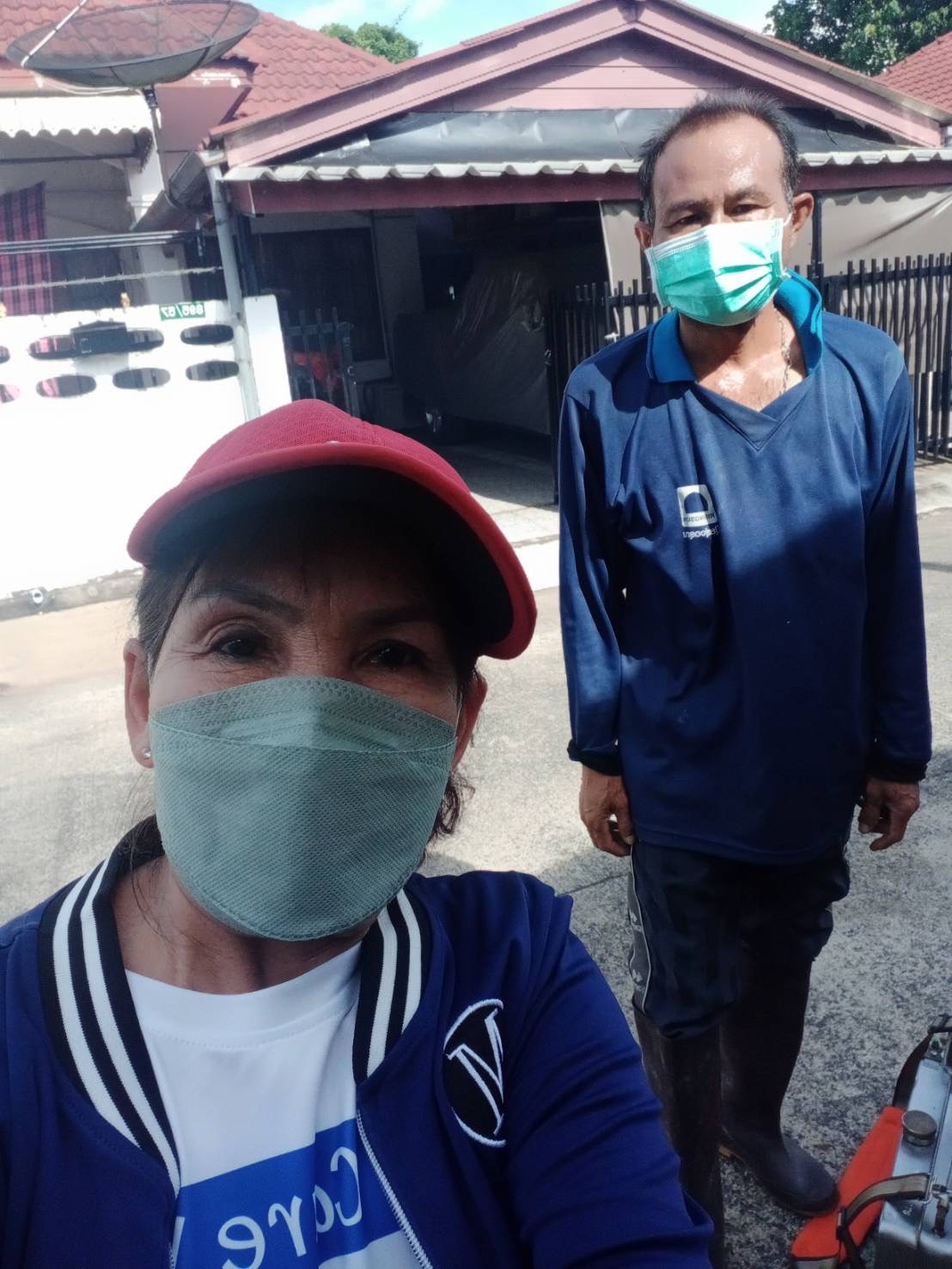 ศุกร์ที่ 18 สิงหาคม  2566           องค์การบริหารส่วนตำบลท่าข้าม ดำเนินการฉีดพ่นหมอกควัน กำจัดยุงลาย  และสำรวจลูกน้ำยุงลาย แจกทรายอะเบท บ้านผู้ป่วยและพื้นที่ใกล้เคียงในพื้นที่ หมู่ที่ 3 หมู่บ้านบางท่าข้าม และดำเนินการฉีดพ่นหมอกควัน รอบที่2 บ้านผู้ป่วยพื้นที่หมู่ที่ 1 หมู่บ้านการเคหะ ตำบลท่าข้าม อำเภอพุนพิน จังหวัดสุราษฎร์ธานี